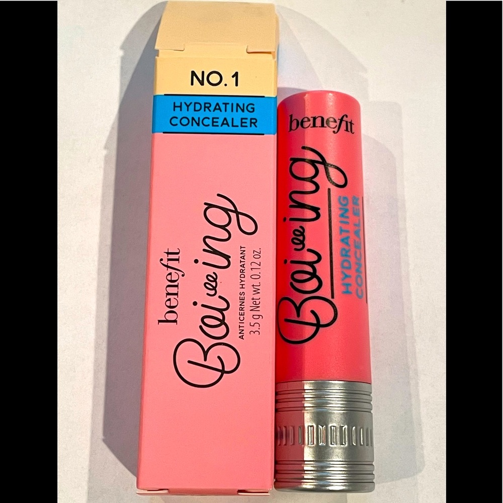 BENEFIT BOI-ING HYDRATING CONCEALER NO.1 LIGHT (BRAND NEW WITH BOX)